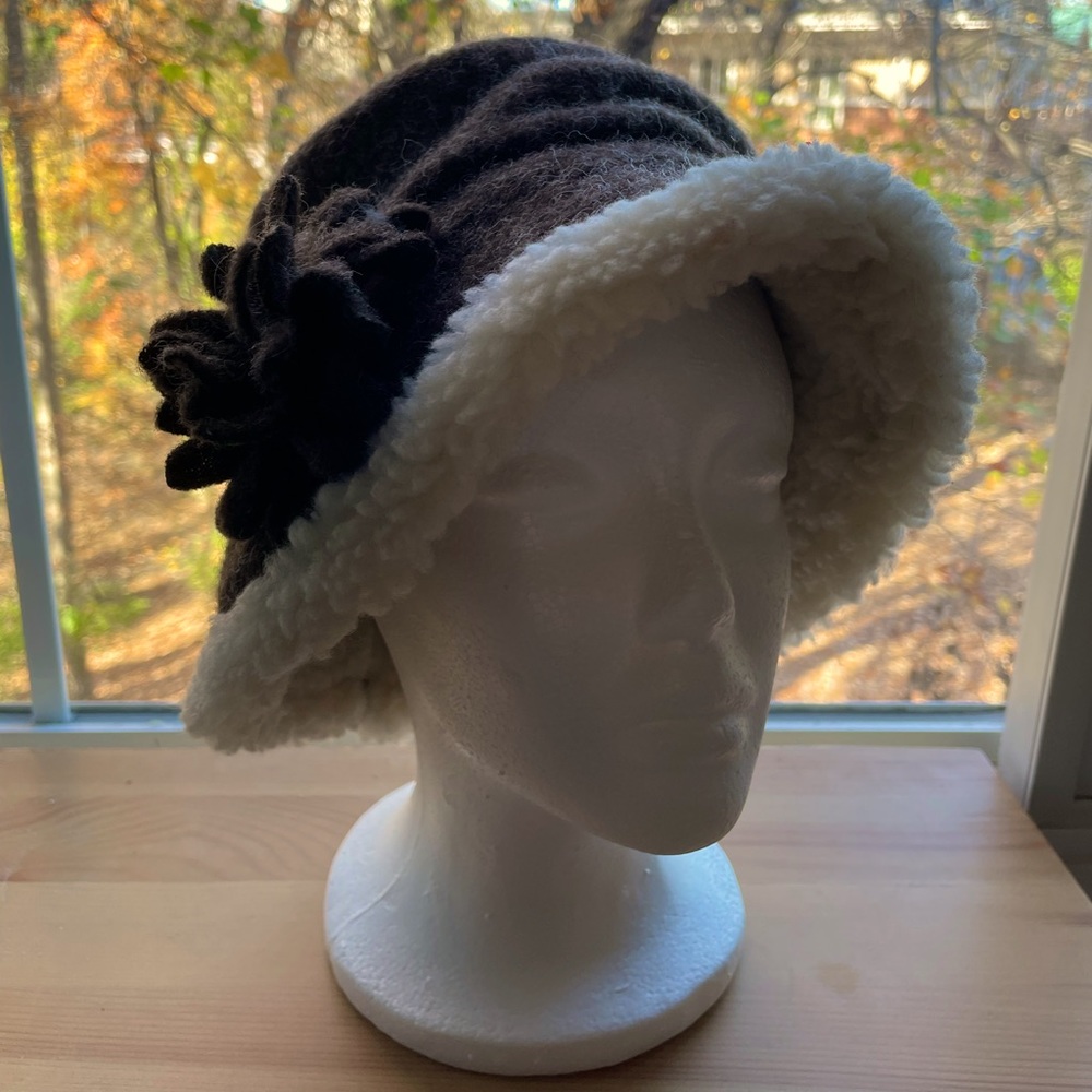 Lafenice Florence Italy wool hat 👒